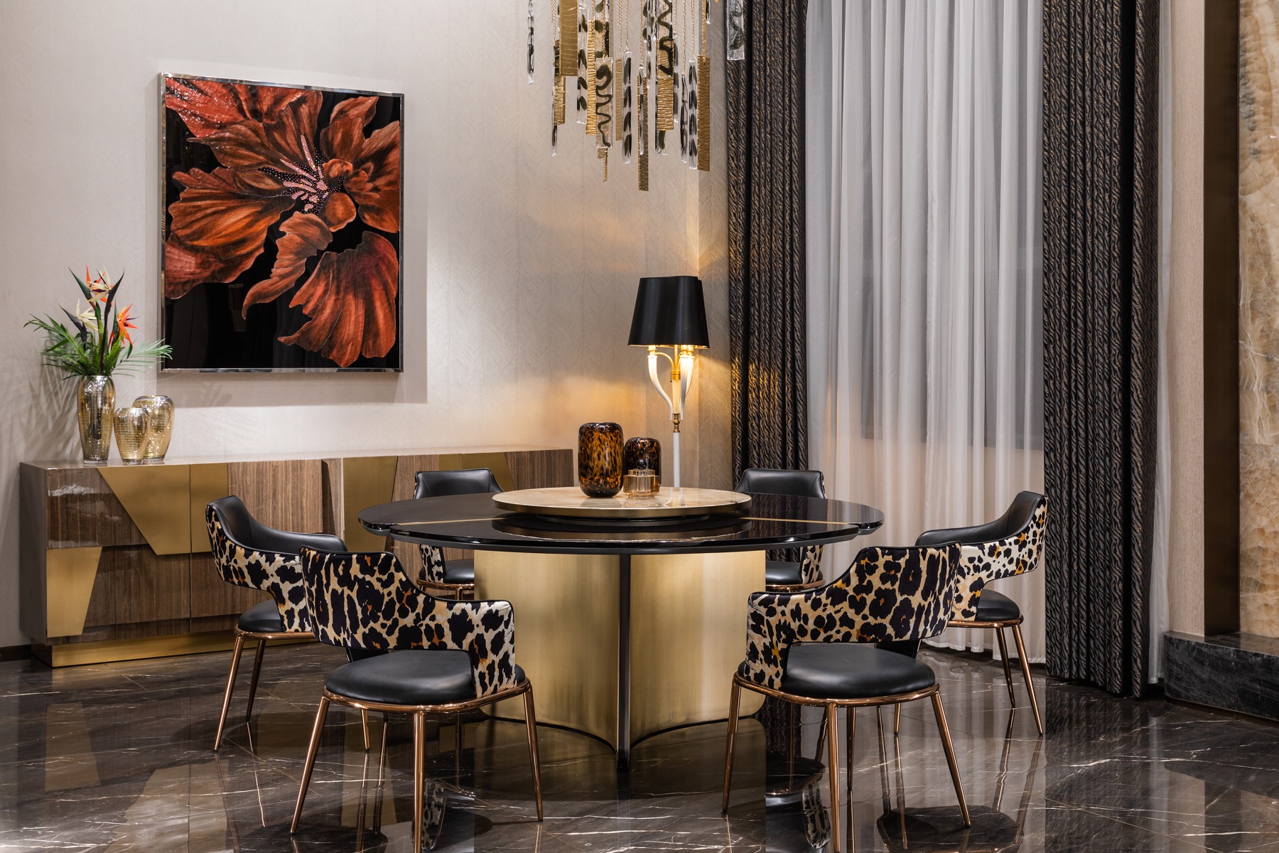 SASSUOLO dining setting with patterned chairs and sculptural table